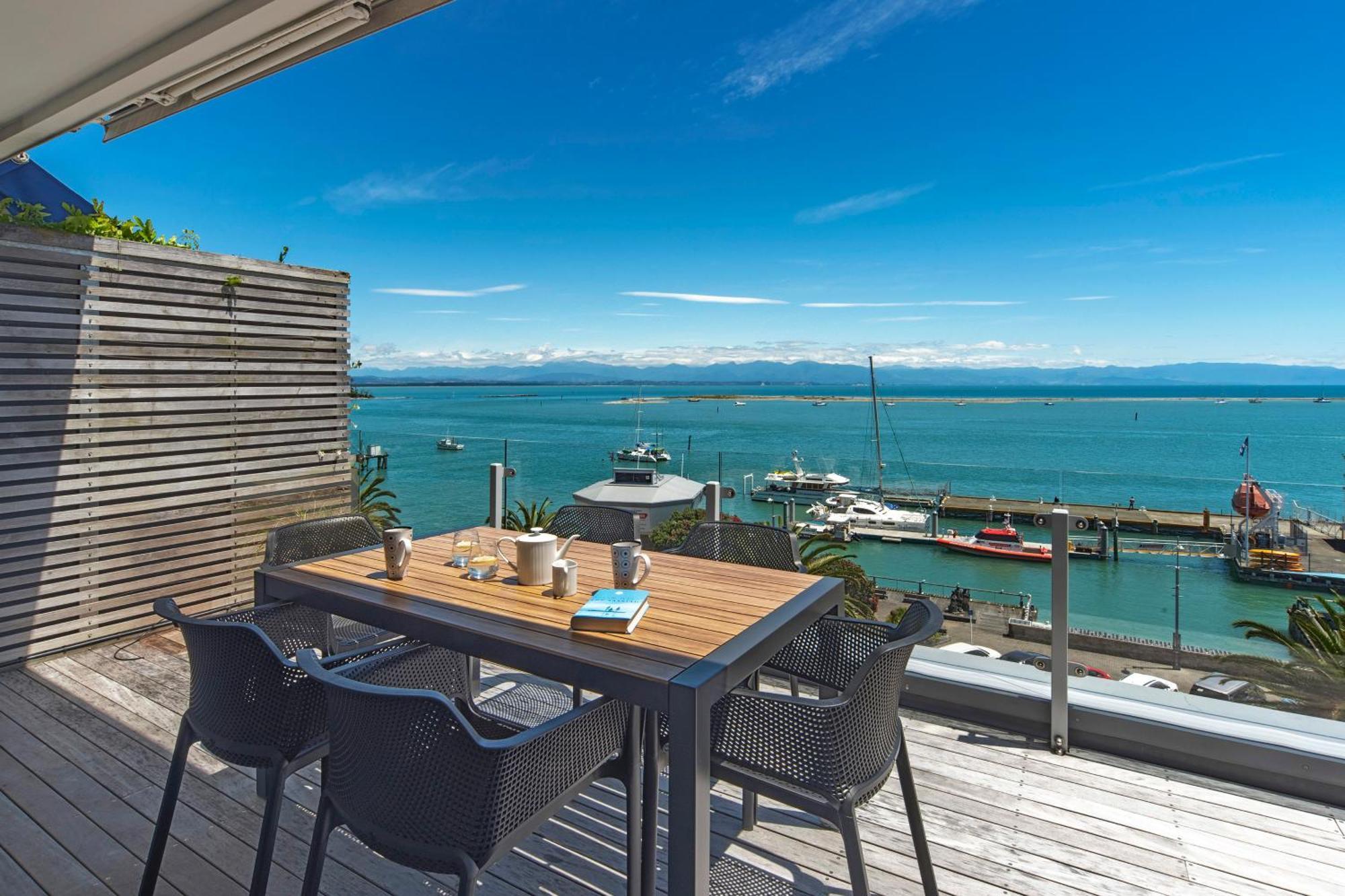 Penthouse 37 - Nelson Waterfront Apartment Exterior photo